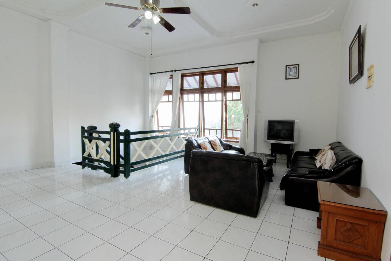 Hotel Fevytra Syariah Yogyakarta Exteriér fotografie